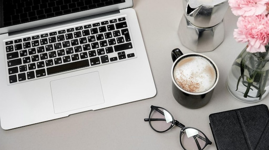 5 AI Tools Every Small Business Owner Should Know About